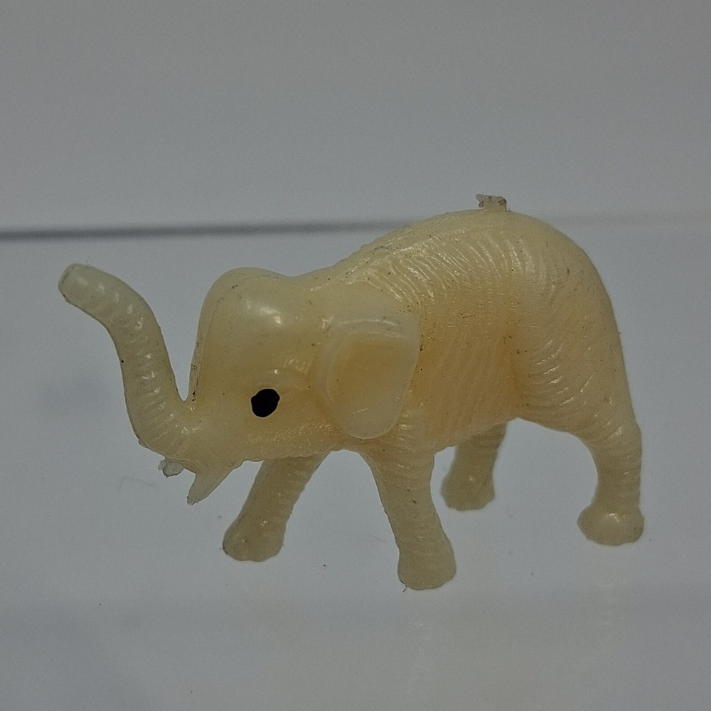 Elephant Figurine  Vintage Miniature Cream Plastic Lucky‎ Raised Trunk 1 Inch
